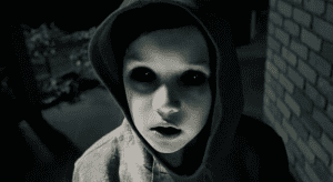 LOS NIÑOS DE OJOS NEGROS